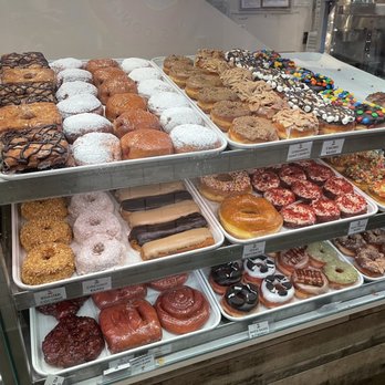 Randy's Donuts - Display - Donuts Near Me - Pasadena, California Randy's Donuts - Display - Donuts Near Me - Pasadena, California