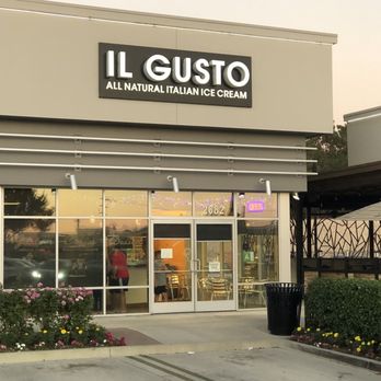 Il Gusto - Outside - Desserts Near Me - West Covina, California