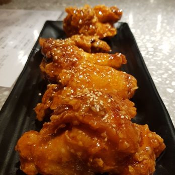 DOMU - Dr. Phillips - Crispy marinated wings - Ramen Near Me - Orlando, Florida