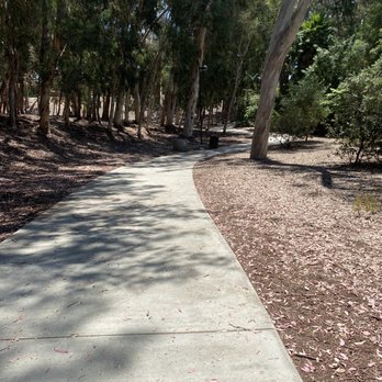 Serrano Creek Park - The main sidewalk - Parks Near Me - Lake Forest, California Serrano Creek Park - The main sidewalk - Parks Near Me - Lake Forest, California