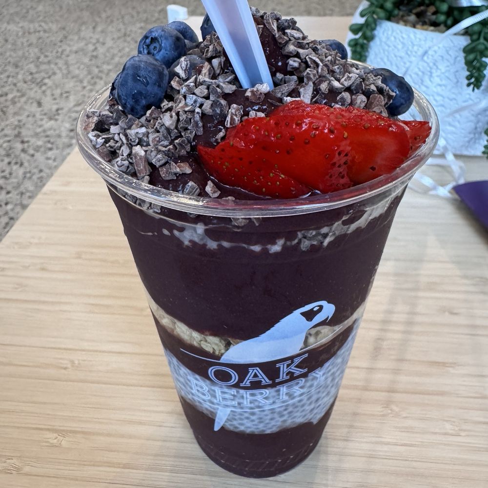 Oak Berry - Crunchy Acai Bowl - Amazing!! - Juice Bars & Smoothies Near Me - Arlington, Massachusetts Oak Berry - Crunchy Acai Bowl - Amazing!! - Juice Bars & Smoothies Near Me - Arlington, Massachusetts