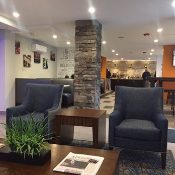 Best Western Plus Bowling Green - dining area views from fireplace area - Hotels Near Me - Bowling Green, Kentucky Best Western Plus Bowling Green - dining area views from fireplace area - Hotels Near Me - Bowling Green, Kentucky