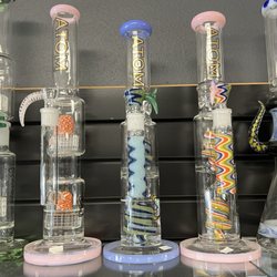 Franks Smoke Shop And Gifts
