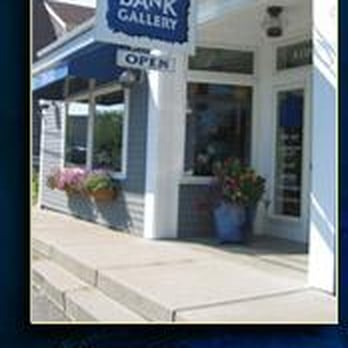 Left Bank Gallery - Art Galleries Near Me - Wellfleet, Massachusetts
