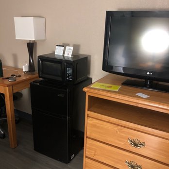 Super 8 by Wyndham Chiswell/Max Meadows Area - And I do appreciate the refrigerator and microwave. - Hotels Near Me - Max Meadows, Virginia Super 8 by Wyndham Chiswell/Max Meadows Area - And I do appreciate the refrigerator and microwave. - Hotels Near Me - Max Meadows, Virginia