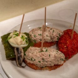 Lots of seafood tapas!