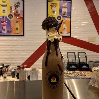 Shake Therapy - Chocolate fudge brownie shake - Desserts Near Me - Mississauga, Ontario