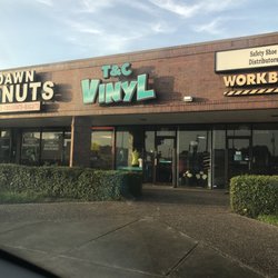 T&C Vinyl - Store front