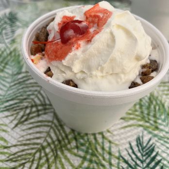 Ritter's Frozen Custard - Peanut Butter Mountain Sundae - Ice Cream & Frozen Yogurt Near Me - Clermont, Florida Ritter's Frozen Custard - Peanut Butter Mountain Sundae - Ice Cream & Frozen Yogurt Near Me - Clermont, Florida