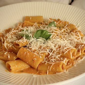 Trattoria Dell'Arte - Italian Near Me - New York, New York