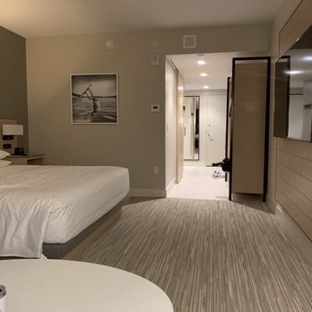 Hyatt Regency Seattle - Room - Hotels Near Me - Seattle, Washington