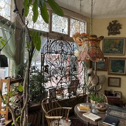Rockey Art Museum - Front room