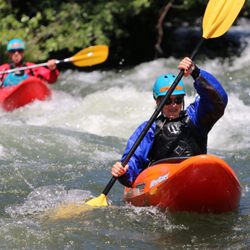 Wet Planet Rafting and Kayaking - Beginner kayaking class on the Klickitat River.