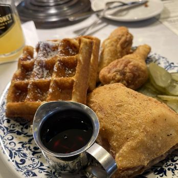 Tupelo Honey Southern Kitchen & Bar - Buttermilk Fried Chicken - Southern Near Me - Denver, Colorado Tupelo Honey Southern Kitchen & Bar - Buttermilk Fried Chicken - Southern Near Me - Denver, Colorado