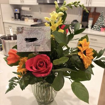 The Fresh Flower Market - This NOT worth $80! - Florists Near Me - Aurora, Colorado