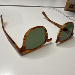 Garrett Leight California Optical - Poor quality sunglasses
