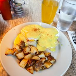 Eggs Benedict