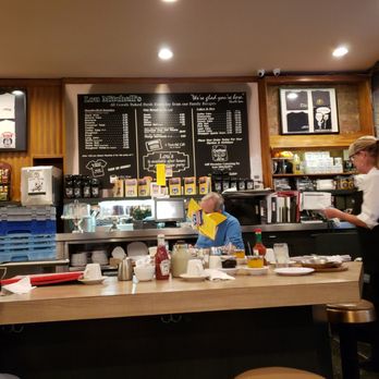 Lou Mitchell's - Counter seating - Breakfast & Brunch Near Me - Chicago, Illinois