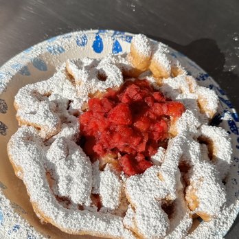 Sunset Park'd - Strawberry funnel cake - Food Trucks Near Me - Las Vegas, Nevada