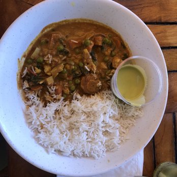 Cafe Des Amis - Veggie Curry - Mediterranean Near Me - Paia, Hawaii Cafe Des Amis - Veggie Curry - Mediterranean Near Me - Paia, Hawaii