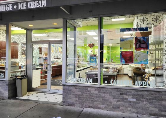 Kilwins Ice Cream - Chocolate - Fudge by null