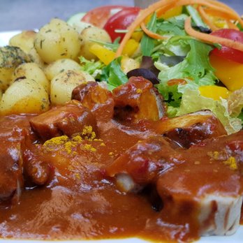 Canapé - Currywurst - Flatbread Near Me - Ahlen, NW