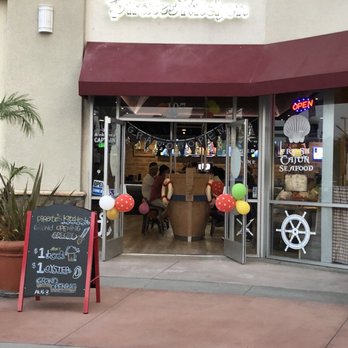 Pirates Kitchen - August 10, 2018! - Cajun/Creole Near Me - Artesia, California