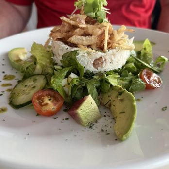 Honu Oceanside - Fresh Dungeness Crab Louis Salad - Seafood Near Me - Lahaina, Hawaii Honu Oceanside - Fresh Dungeness Crab Louis Salad - Seafood Near Me - Lahaina, Hawaii