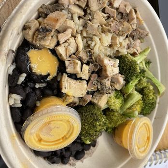 Beehive Kitchen - Salad Near Me - Fort Lauderdale, Florida