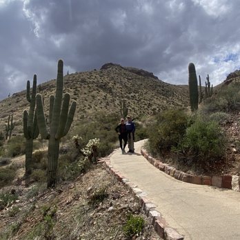 Round Mountain Park - Hiking Near Me