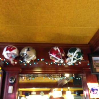 Route 92 - Sports Bars Near Me - San Mateo, California