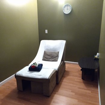 Super Feet - Single room - Massage Near Me - Tewksbury, Massachusetts Super Feet - Single room - Massage Near Me - Tewksbury, Massachusetts