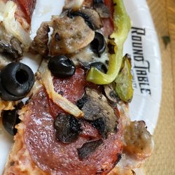 King Arthur's Supreme Pizza