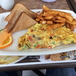 Garden fresh vegetarian omelette with Jersey Shore fries & whole wheat toast Garden fresh vegetarian omelette with Jersey Shore fries & whole wheat toast