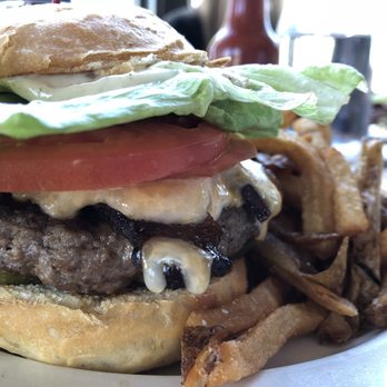 Burger Up - New American Near Me - Nashville, Tennessee