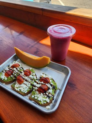 Alua's Thrive Bar by null