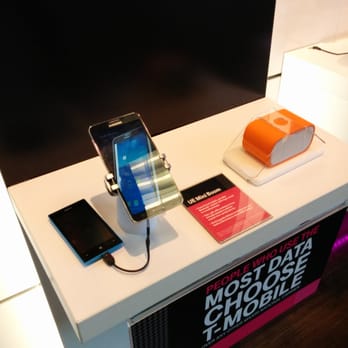 T-Mobile - Mobile Phones Near Me - Tacoma, Washington