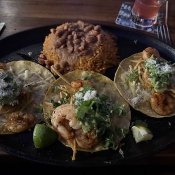 Yard House - Cumin Chili Shrimp - New American Near Me - Mclean, Virginia