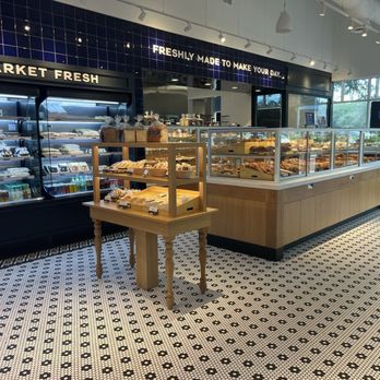 Paris Baguette - Bakeries Near Me - Tampa, Florida Paris Baguette - Bakeries Near Me - Tampa, Florida