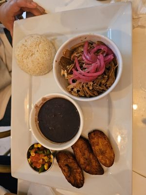 AZUCAR CUBAN CUISINE by null