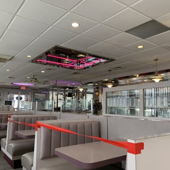 West Haven Duchess Dineraunt - Inside of diner - Diners Near Me - West Haven, Connecticut West Haven Duchess Dineraunt - Inside of diner - Diners Near Me - West Haven, Connecticut