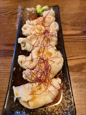 Huntington Ramen & Sushi by null