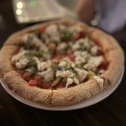 Nunos Bistro & Bar - Margarita pizza