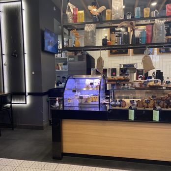 Madis Coffee - Display case - Coffee & Tea Near Me - Philadelphia, Pennsylvania Madis Coffee - Display case - Coffee & Tea Near Me - Philadelphia, Pennsylvania