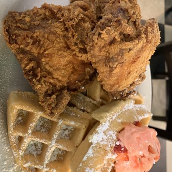 Metro Diner - Fried chicken and waffles - American Near Me - Casselberry, Florida Metro Diner - Fried chicken and waffles - American Near Me - Casselberry, Florida