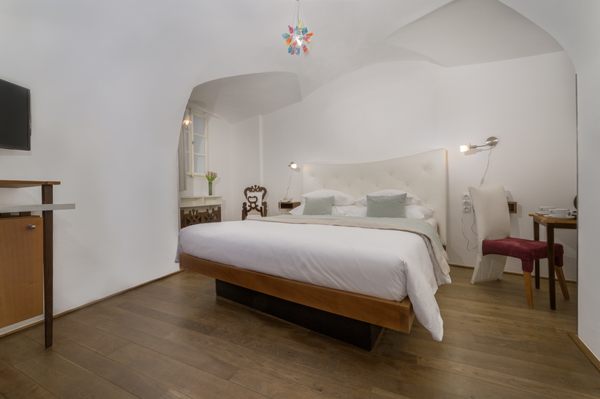 Design Hotel Neruda Prague by null