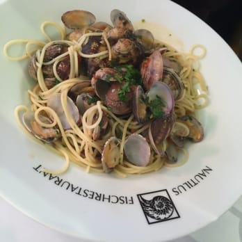 Nautilus - Clams - Seafood Near Me - Vienna, 9