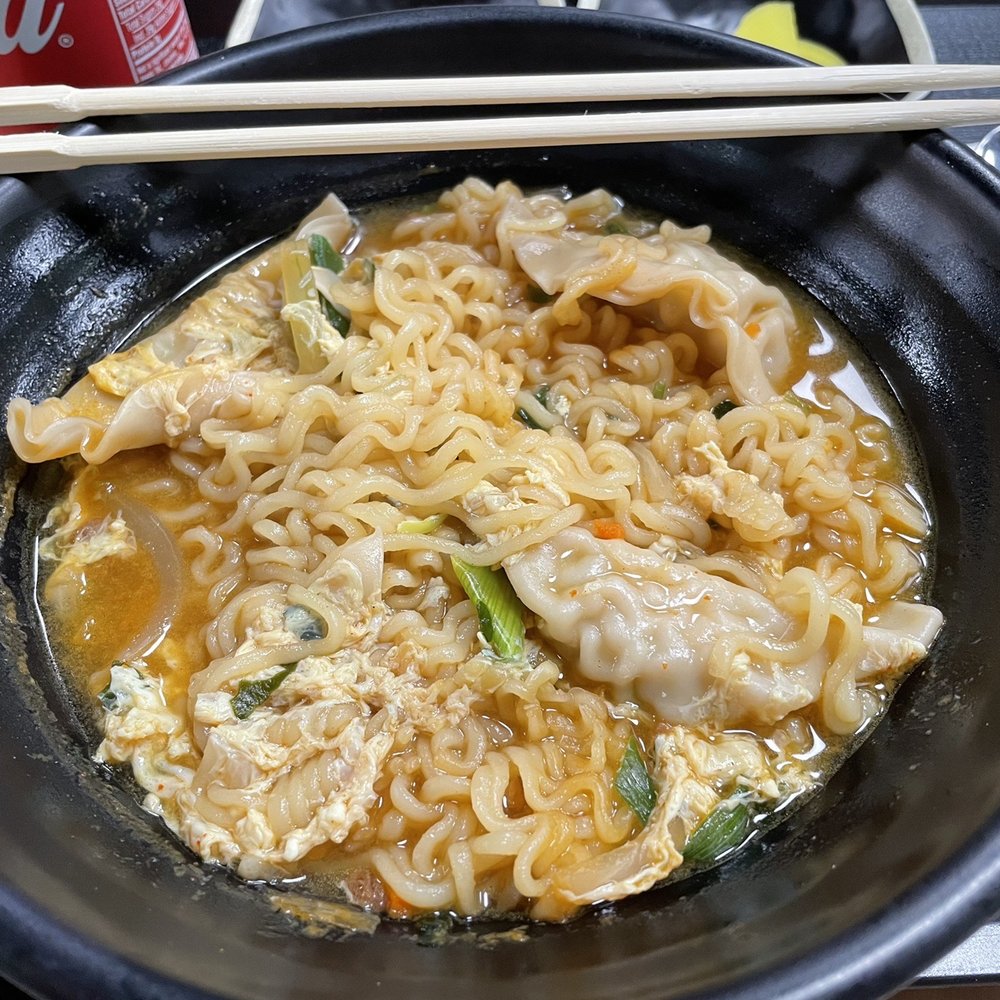Lotte Bunsik - Mandu ramen - Korean Near Me - Edison, New Jersey Lotte Bunsik - Mandu ramen - Korean Near Me - Edison, New Jersey