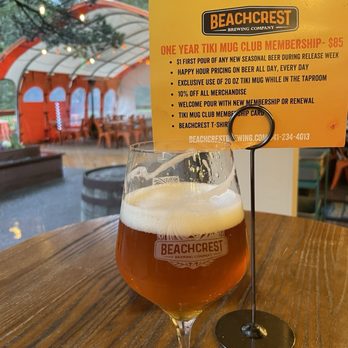 Beachcrest - Outside seating and a triple - Beer Bar Near Me - Gleneden Beach, Oregon