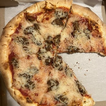 Pizzeria 260 - Vegan meatball pizza - Italian Near Me - Boston, Massachusetts